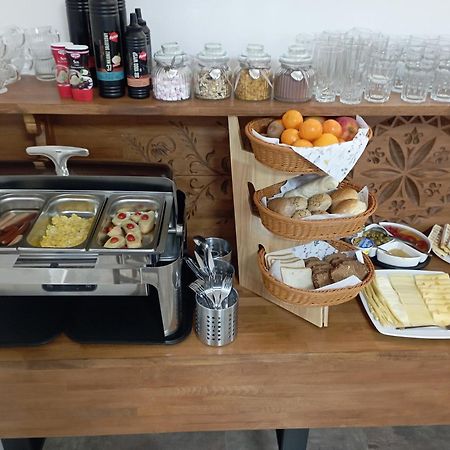 Goralsko Manufaktura Hotel บุโควินา ทัตซานสกา ภายนอก รูปภาพ