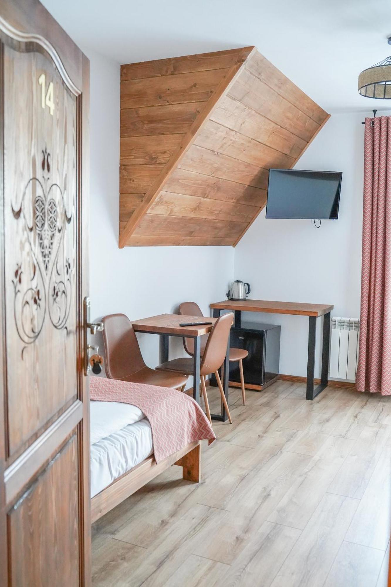 Goralsko Manufaktura Hotel บุโควินา ทัตซานสกา ภายนอก รูปภาพ